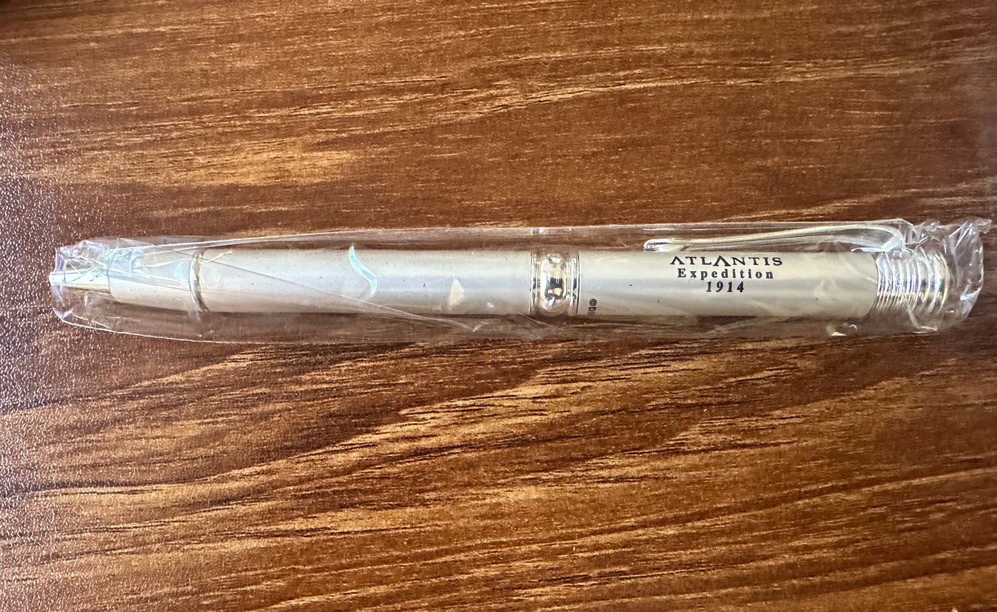 Atlantis Lost Empire 2001 Rare Crew Gift Disney Shepherds Journal and Pen Mint